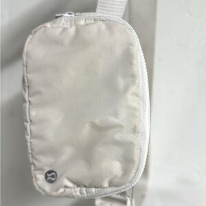 Lululemon belt bag